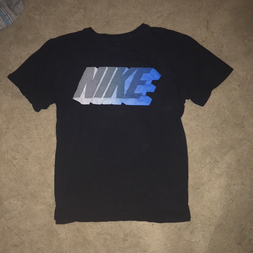 Nike T-shirt